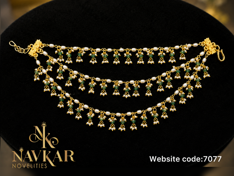 Kundan earchains￼