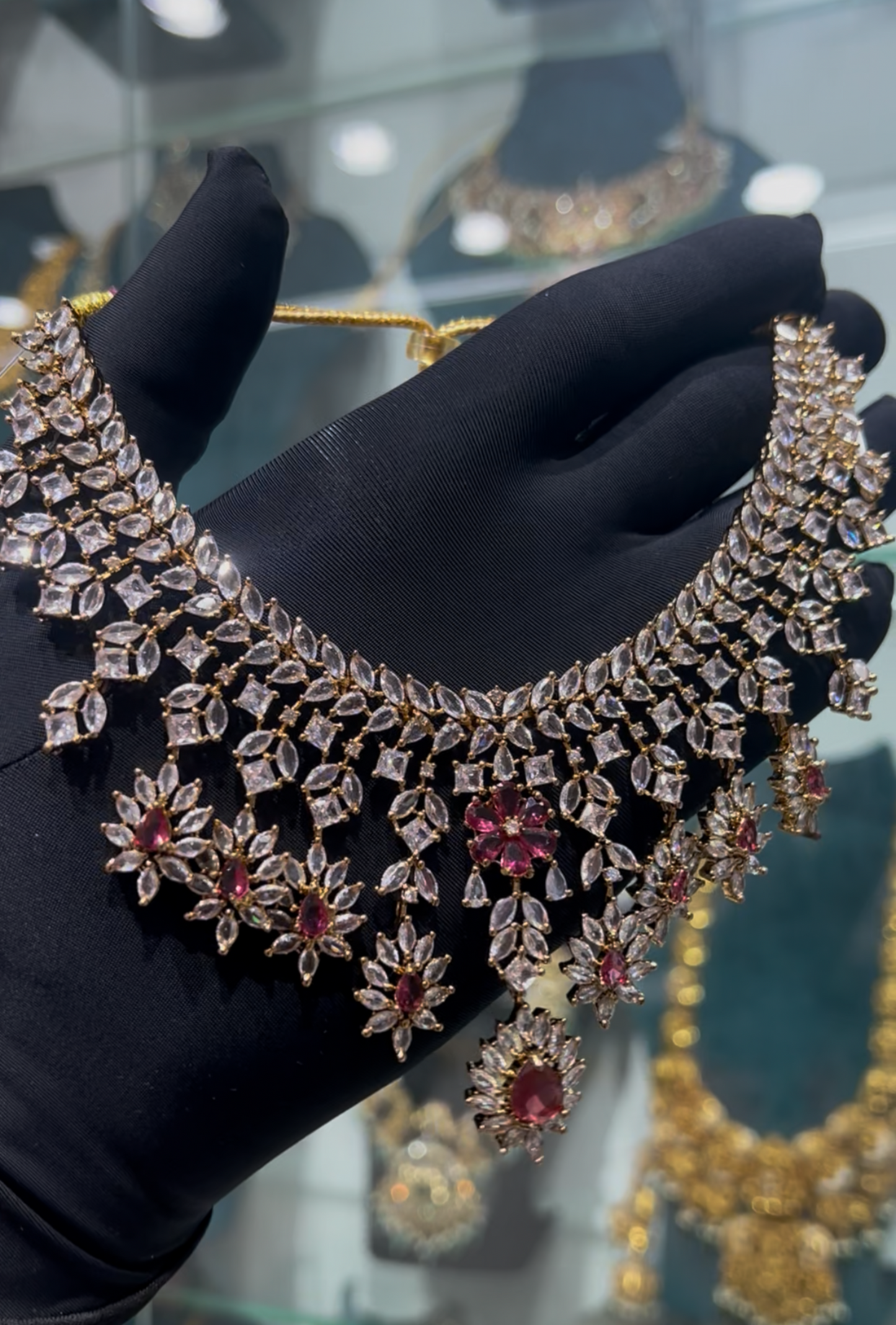 FANCY NECKLACE