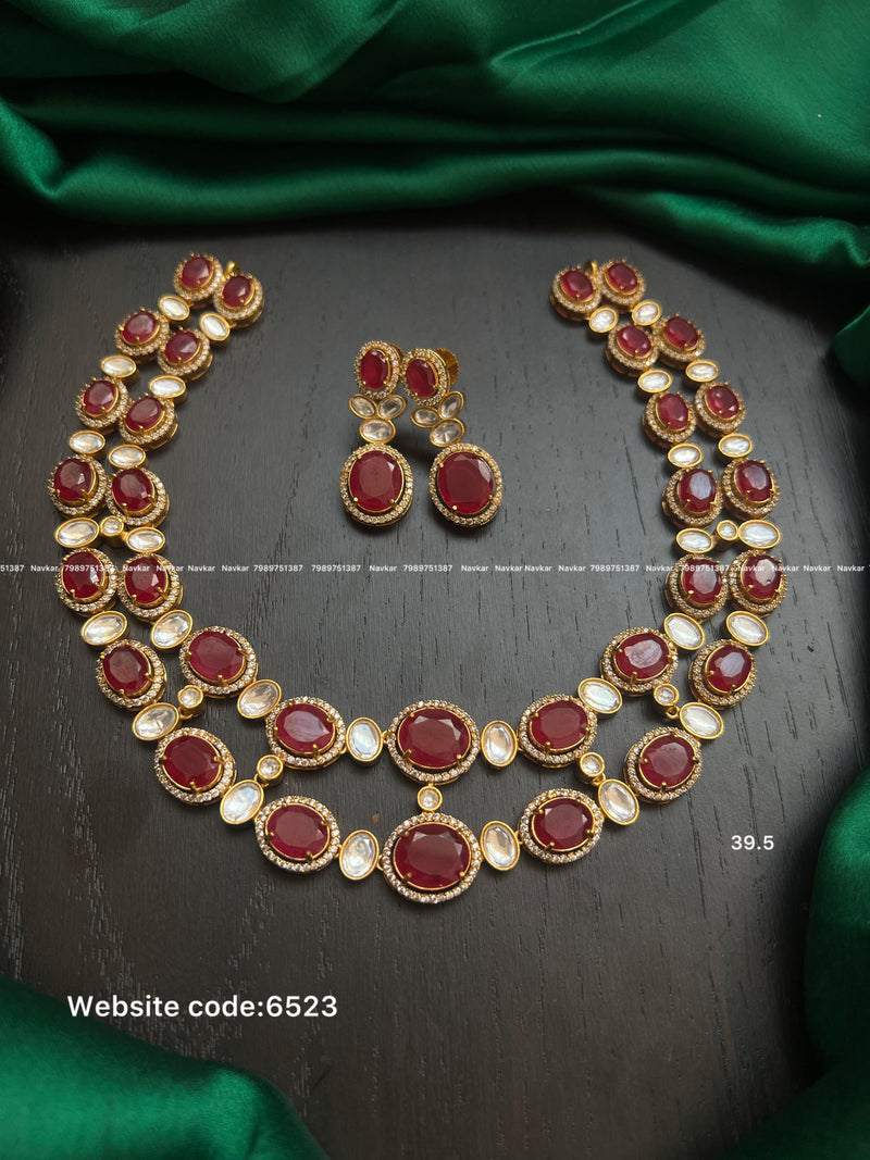 Victoria necklace