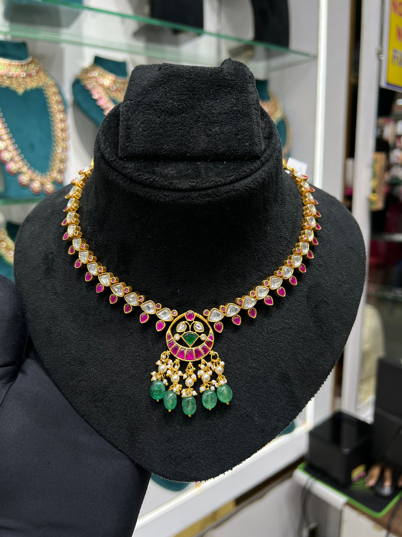 Kundan necklace