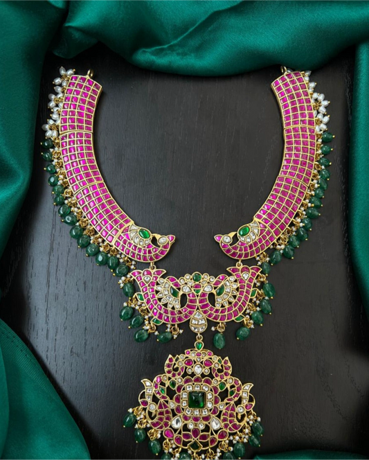 Kundan necklace