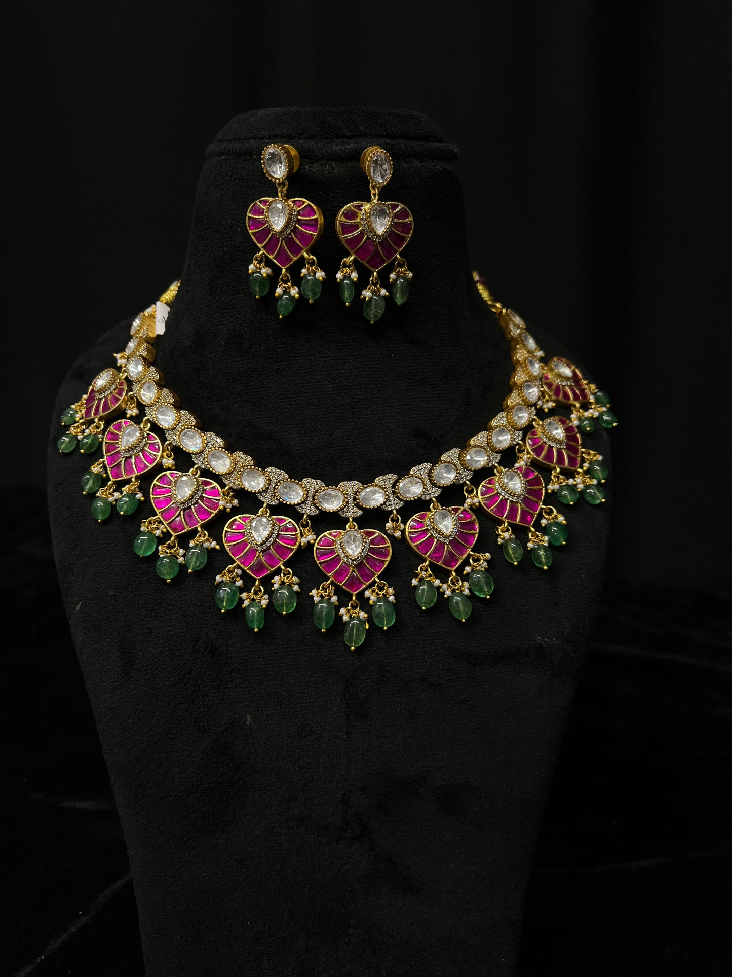 Kundan necklace