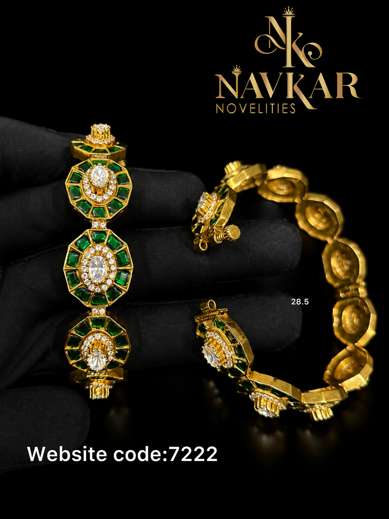 Mossonite kundan bangle