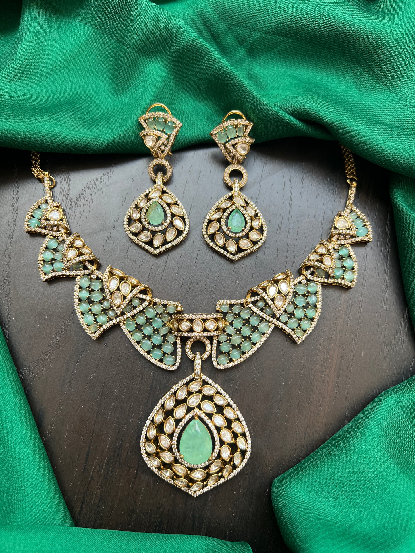 Polki necklace