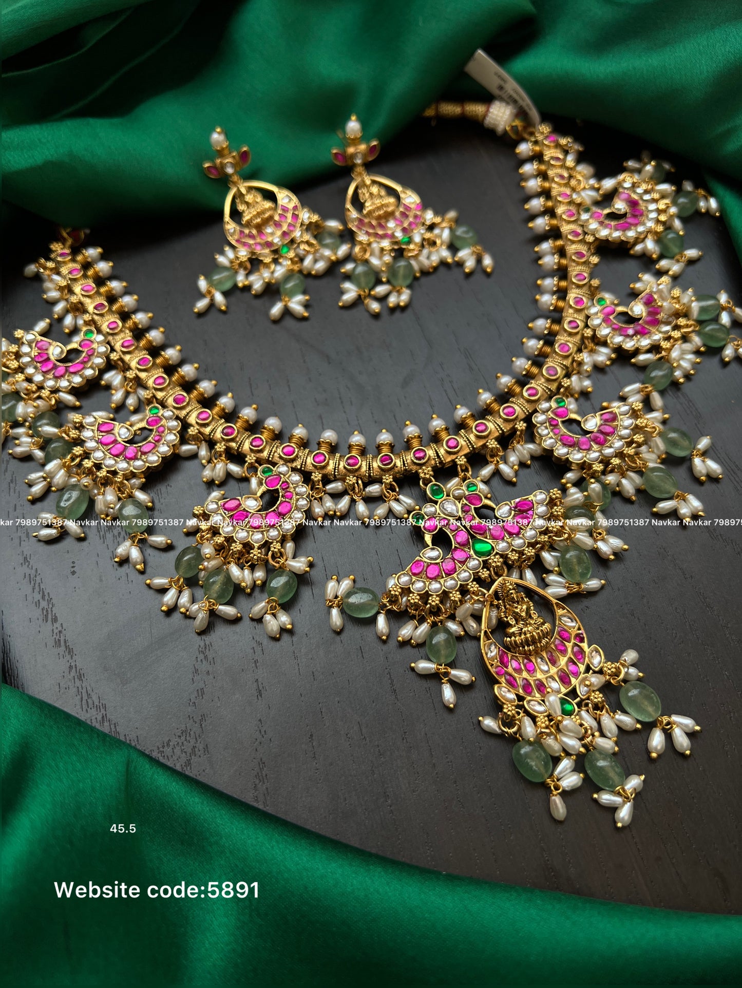 Kundan necklace