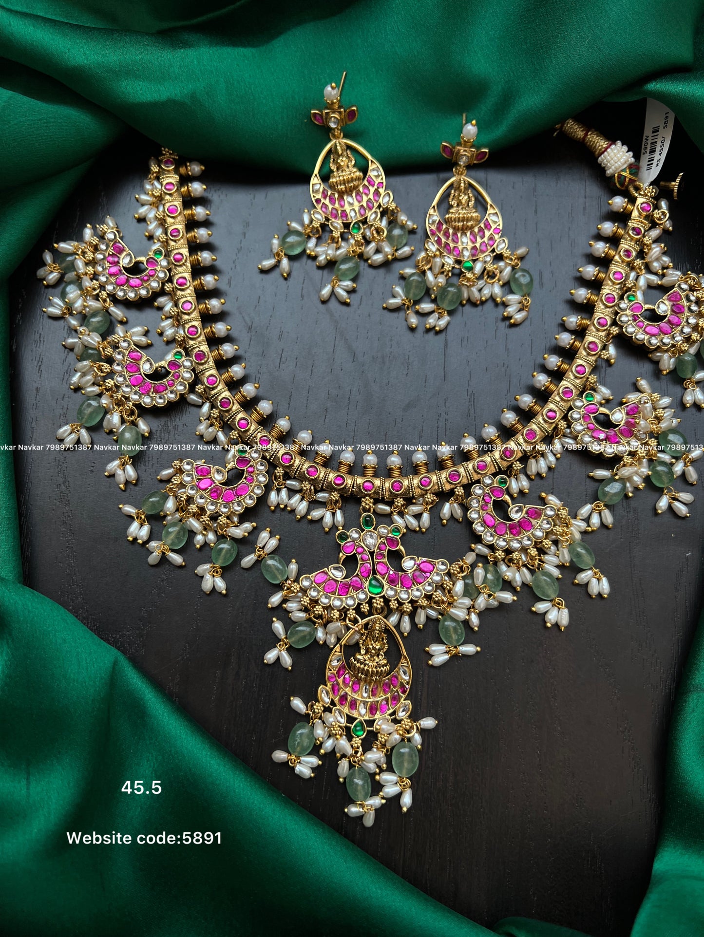 Kundan necklace