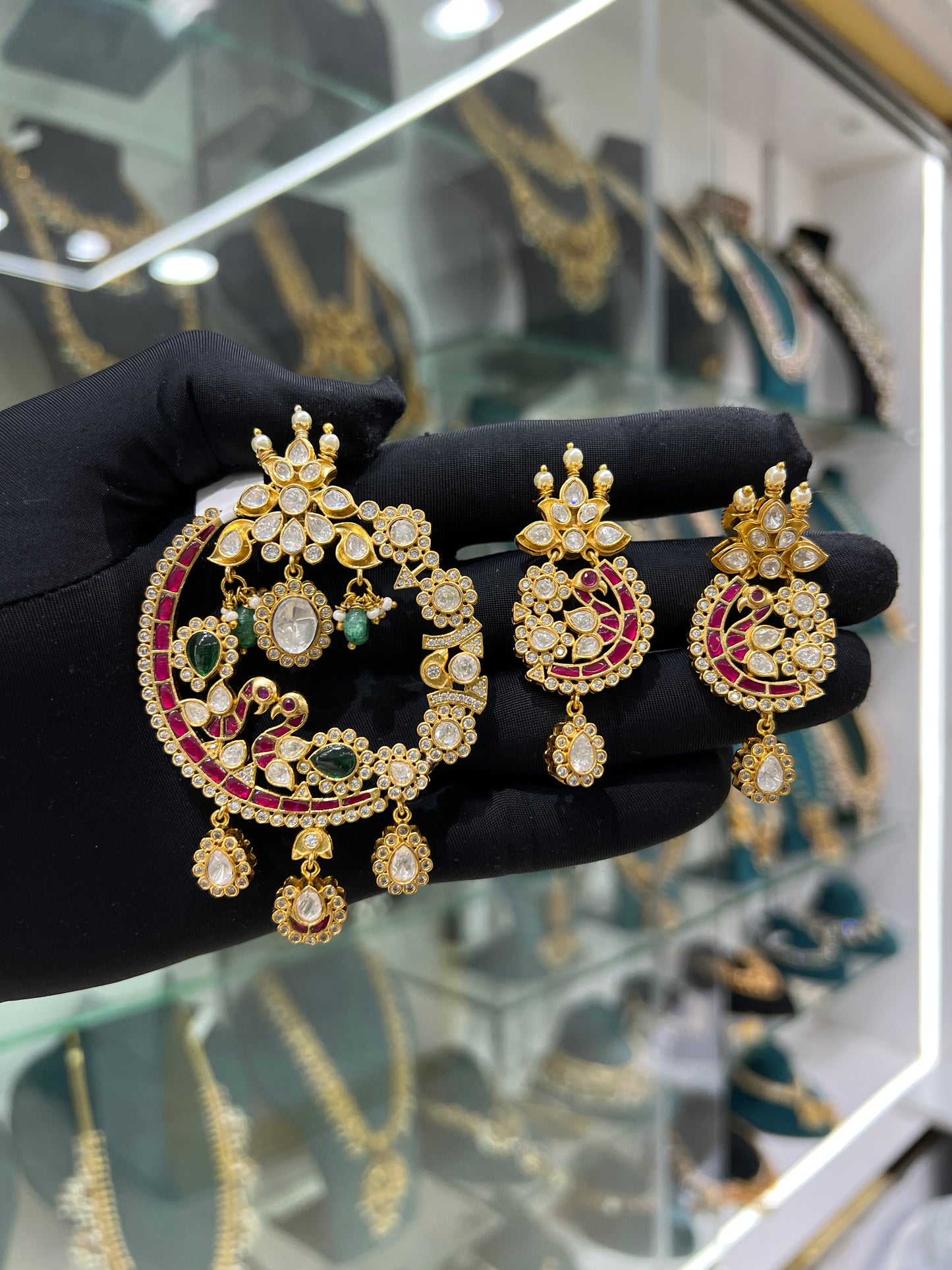 Kundan mossonite locket and earrings