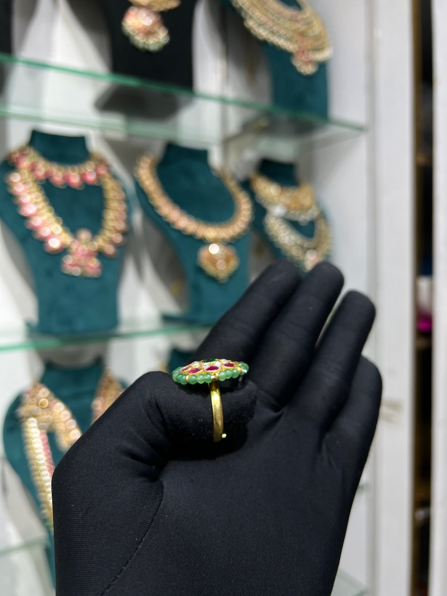 Kundan Fingering￼