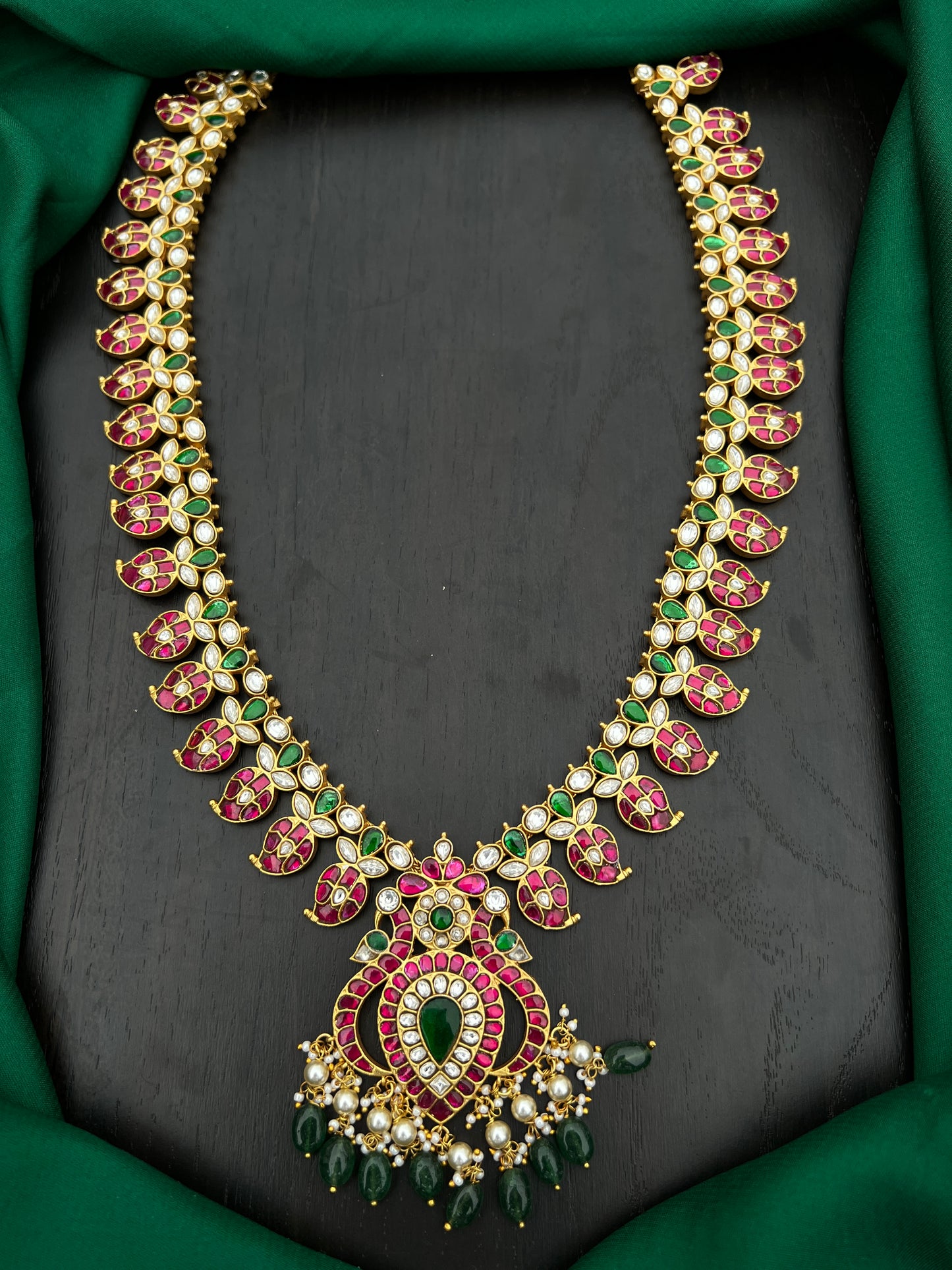 Kundan Mango Haram