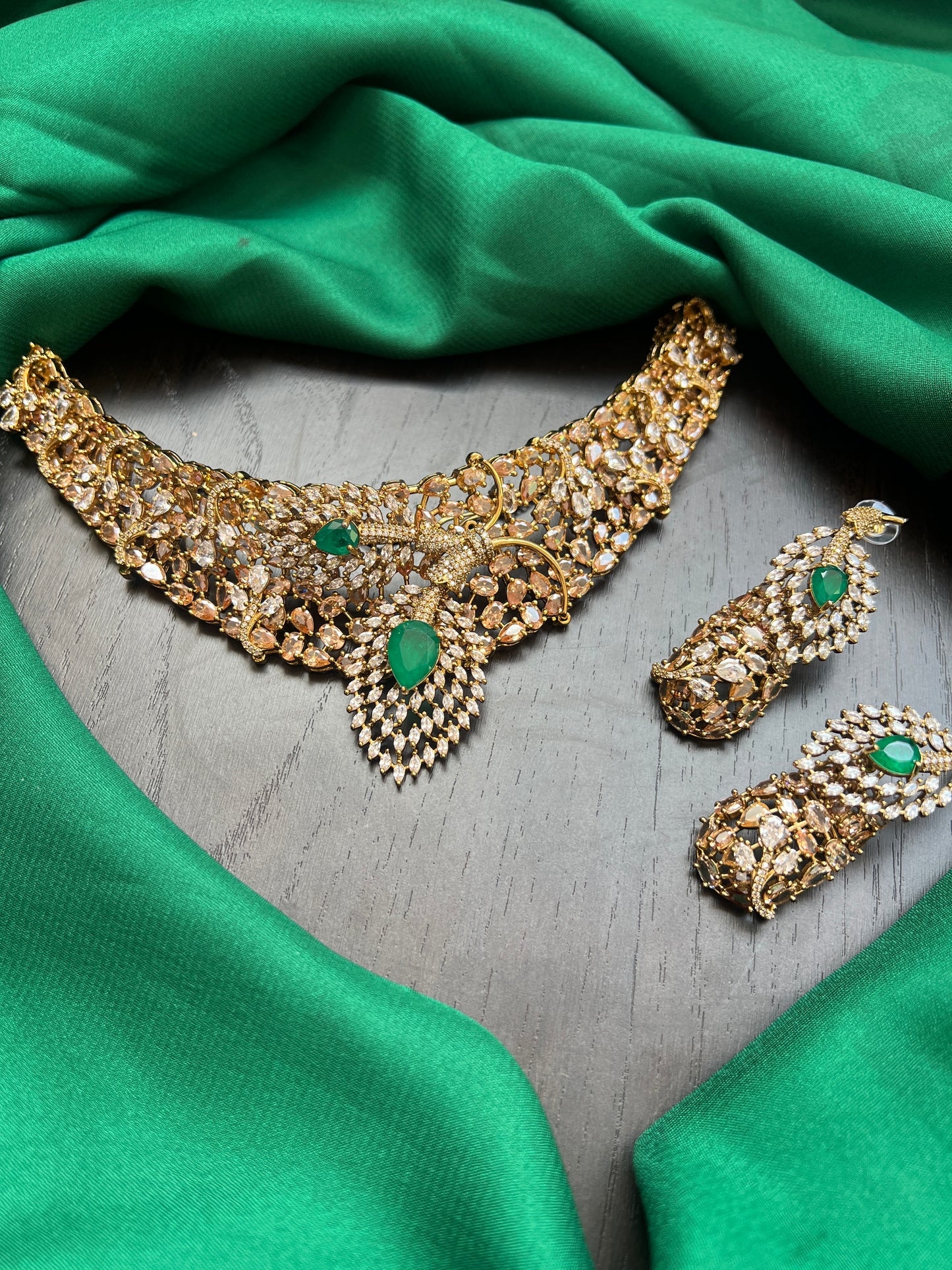 Polki choker