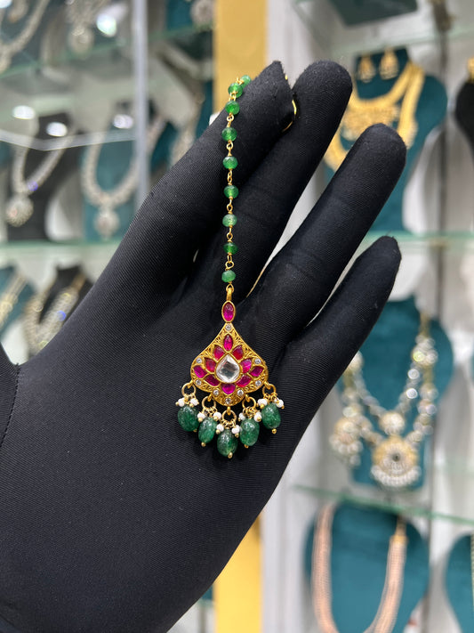 Kundan tikka