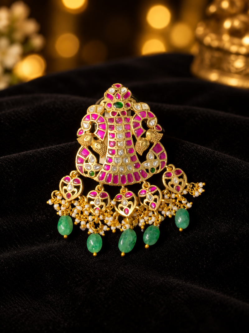 Kundan locket