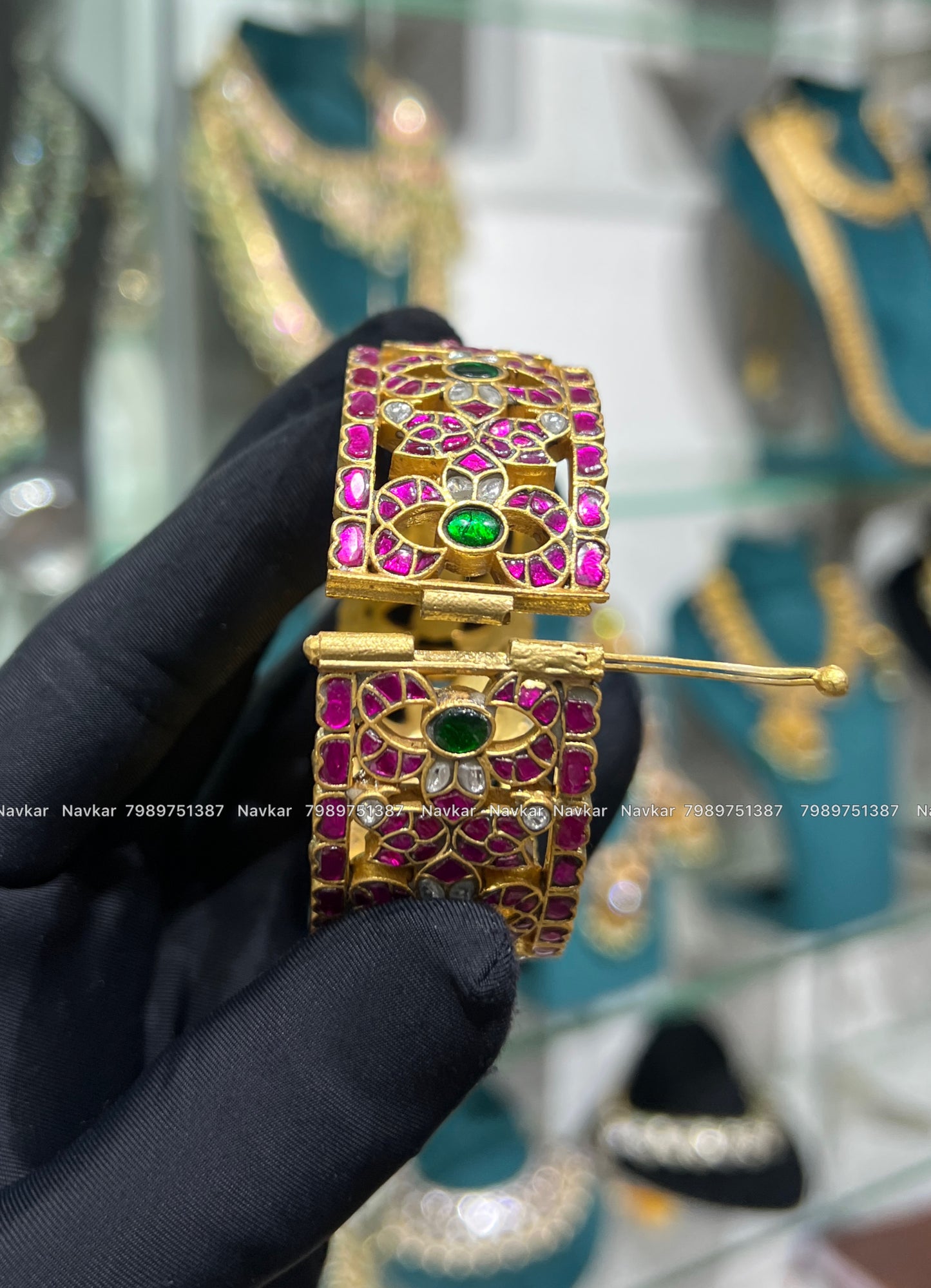 Kundan bangle