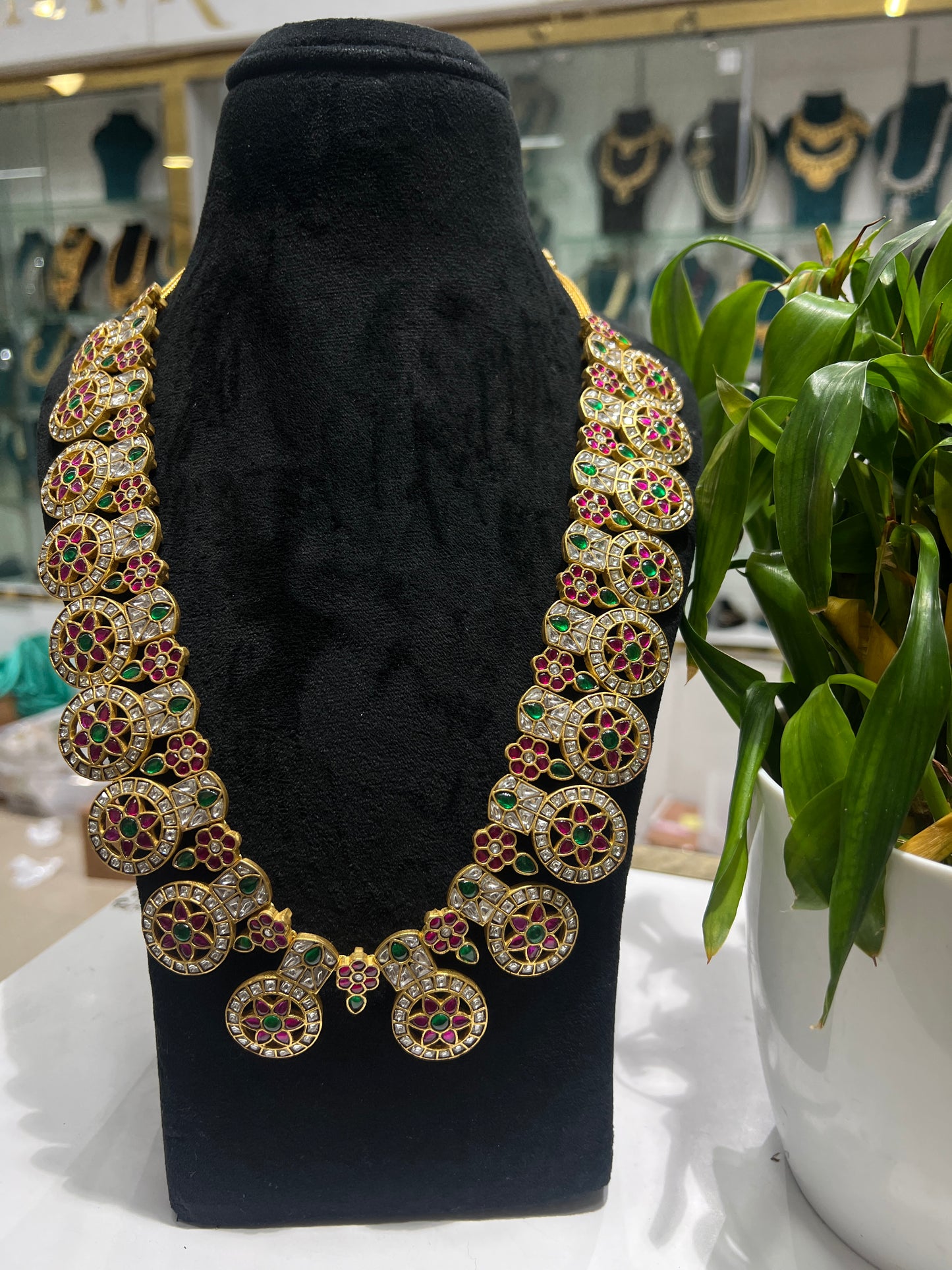 KUNDAN BOTTU MALA