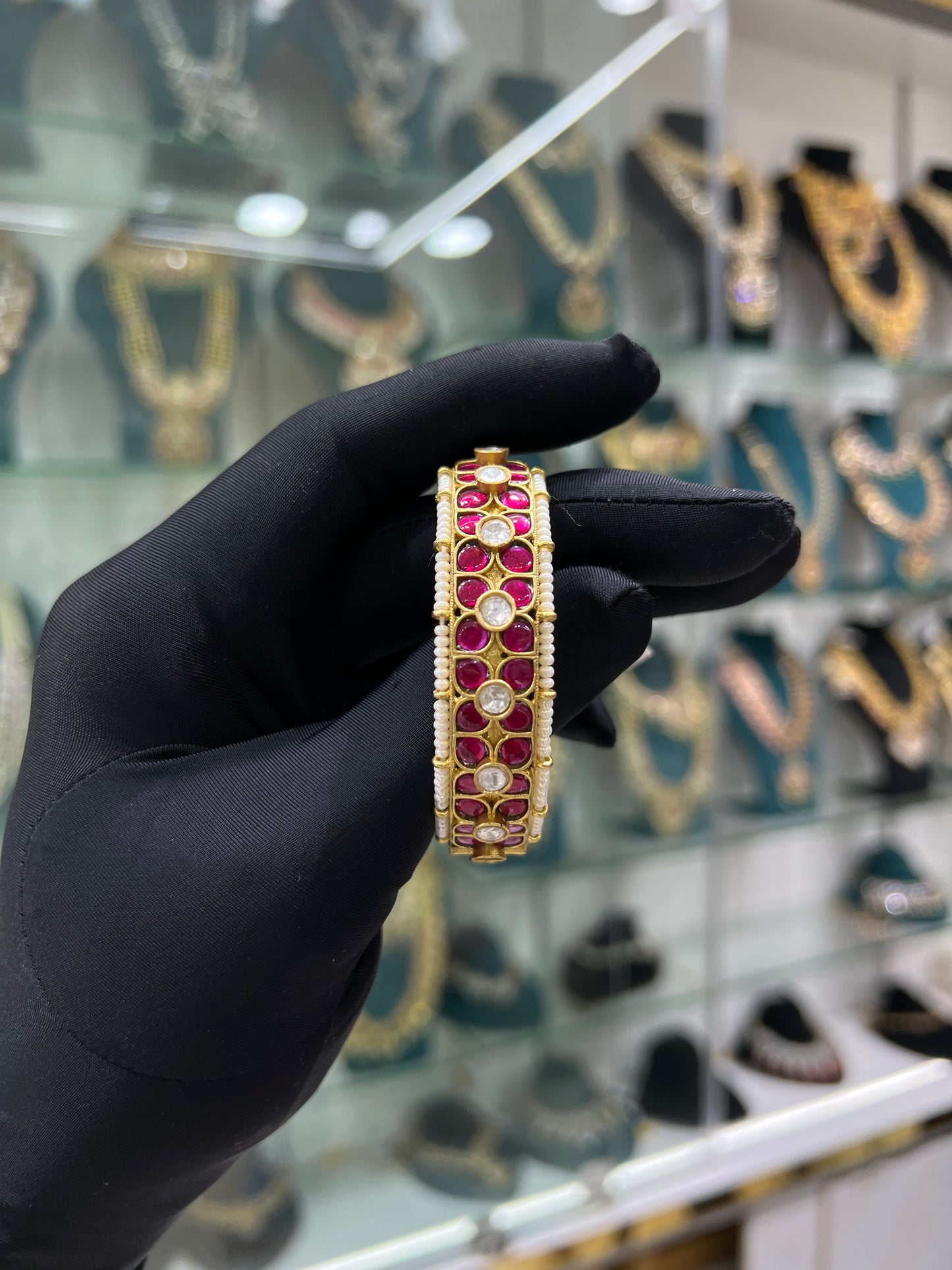 Kundan bangles
