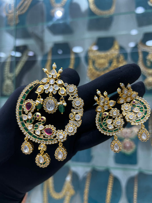 Mossonite locket with earrings