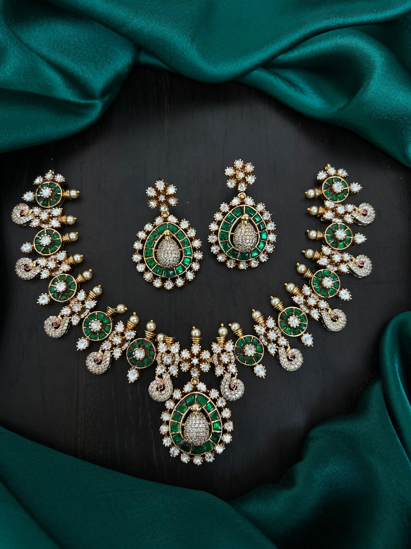 Kundan mossonite haram