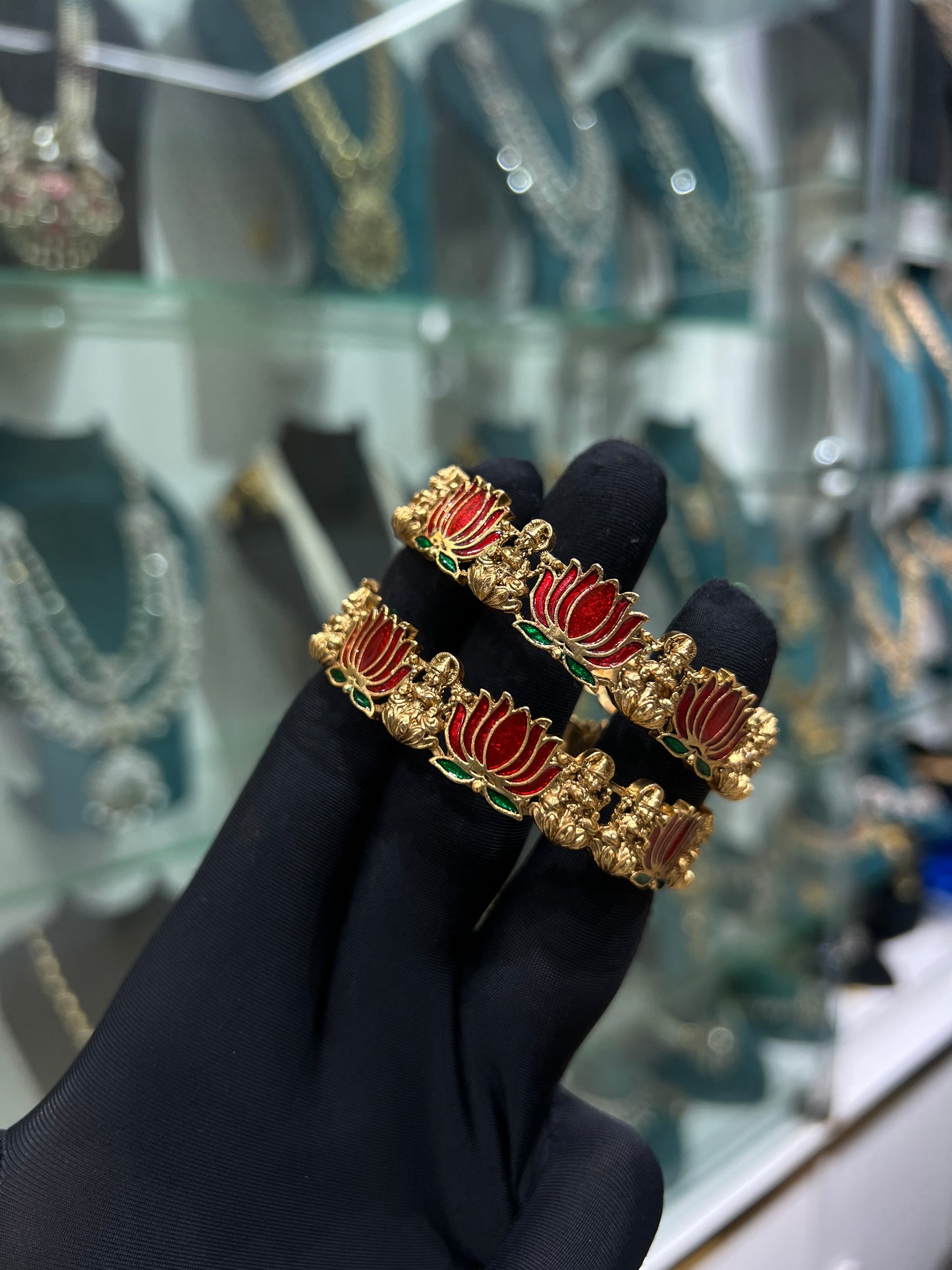 Nagshi bangles