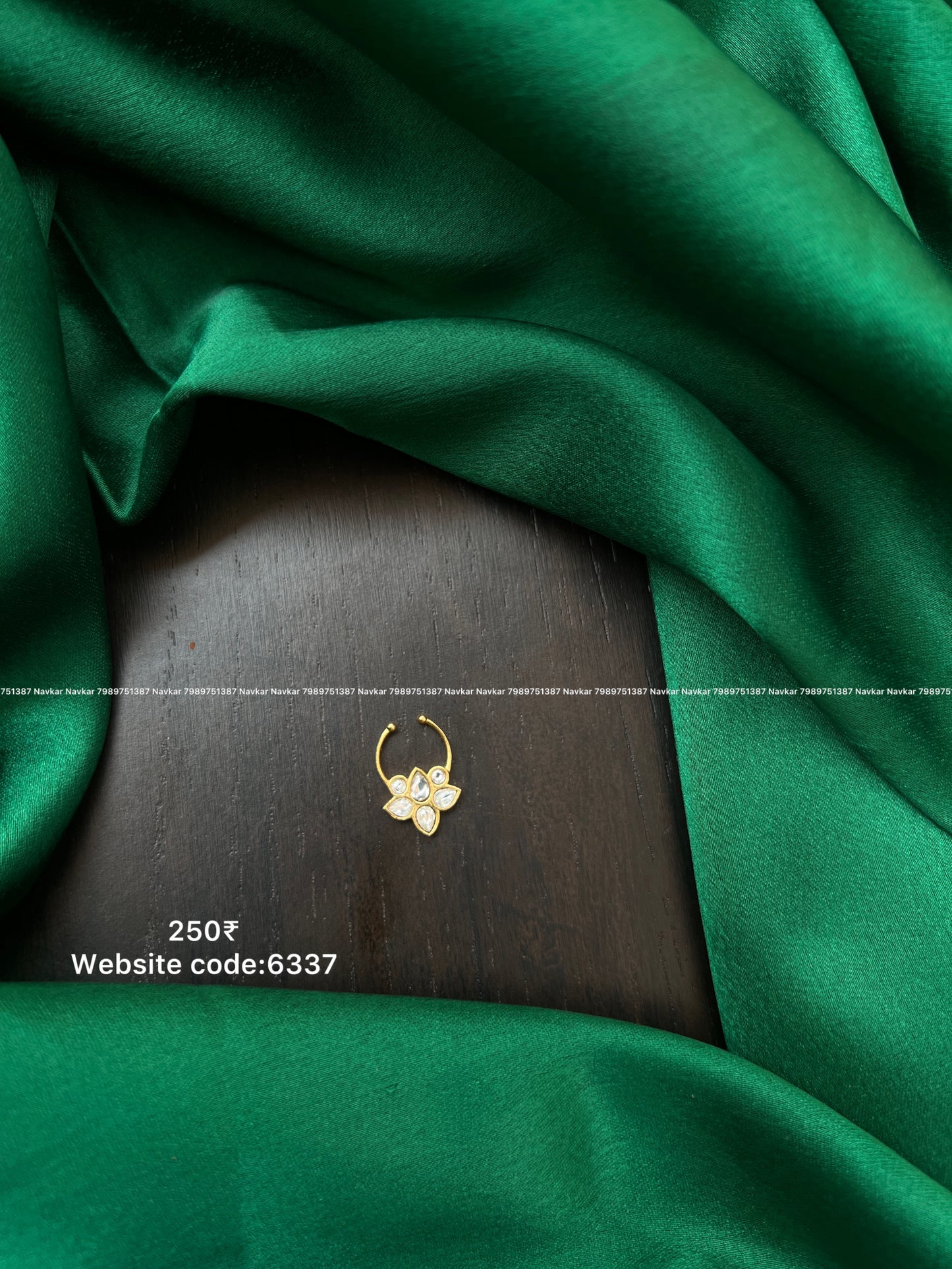 Nose pin