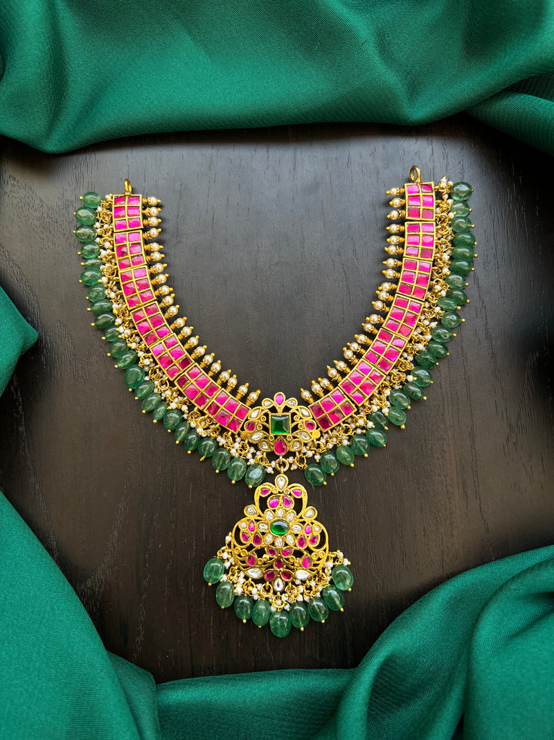 Kundan necklace