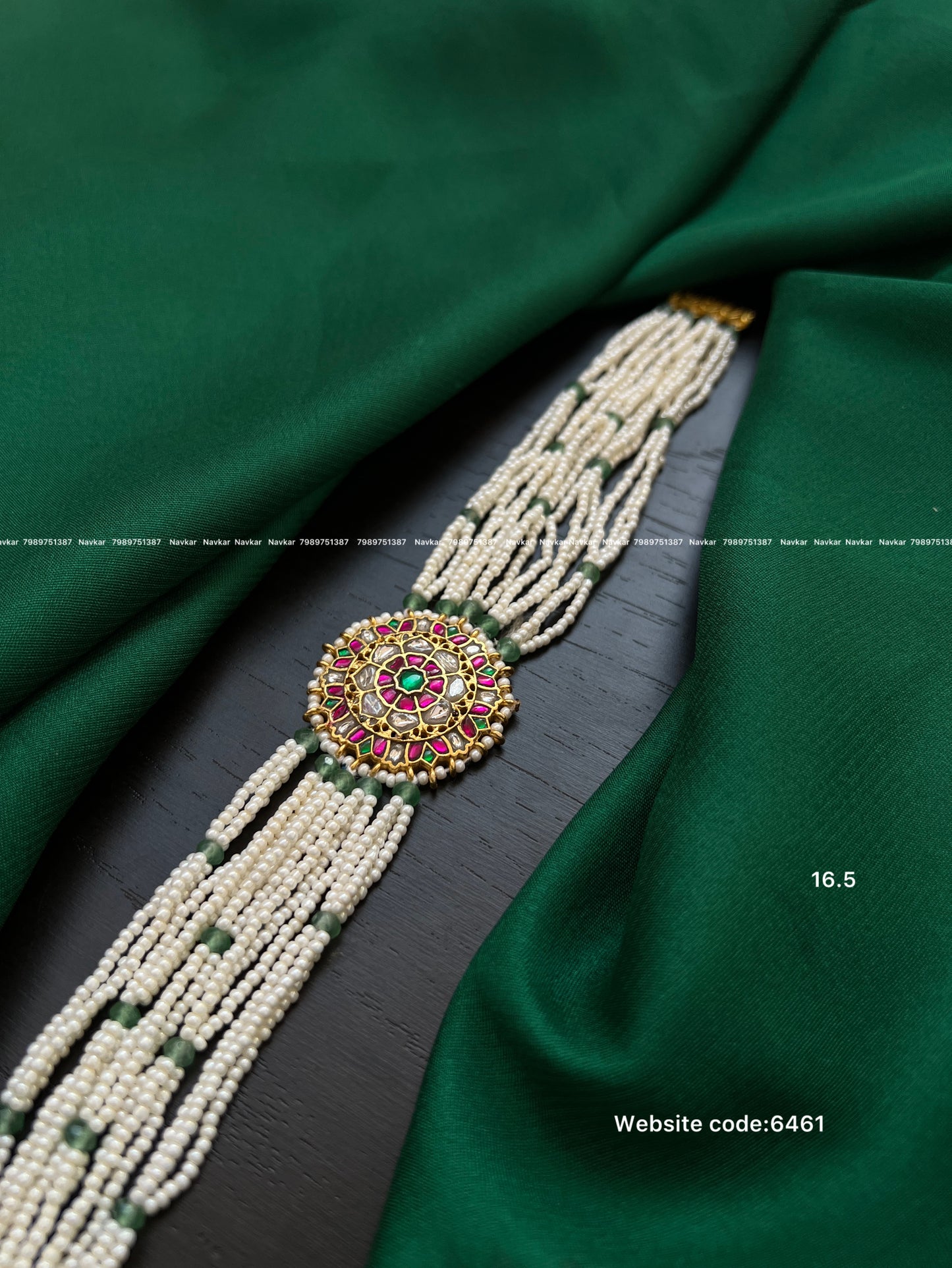 Kundan choker