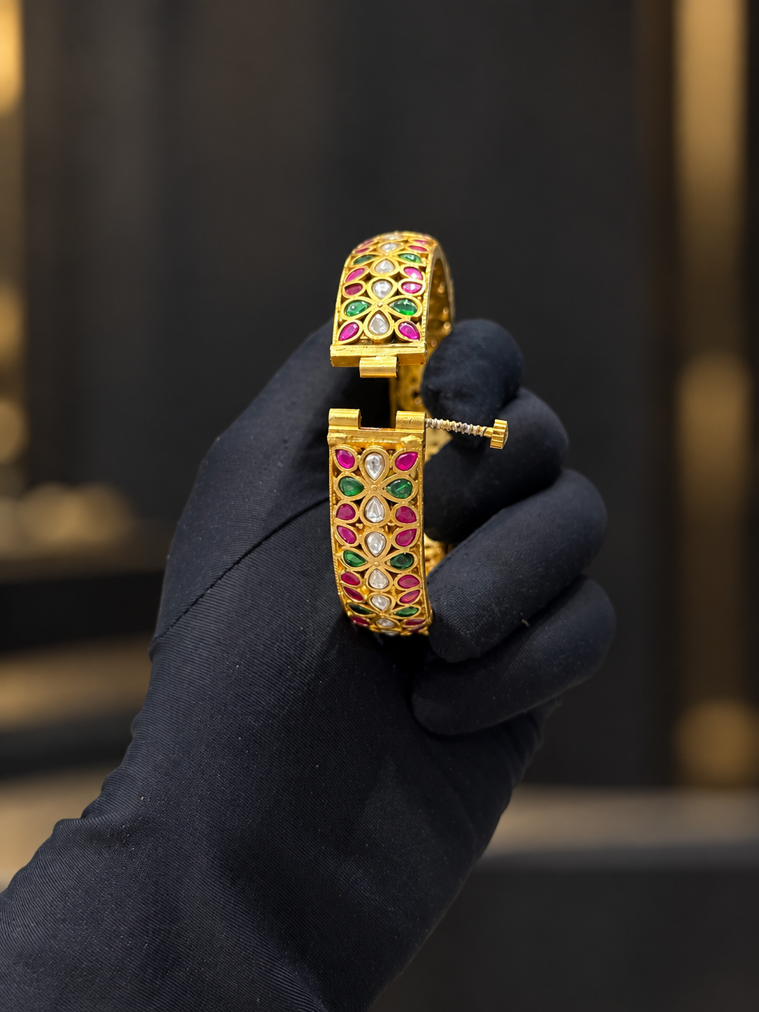 Kundan bangle