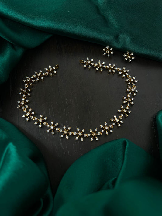 Mat necklace