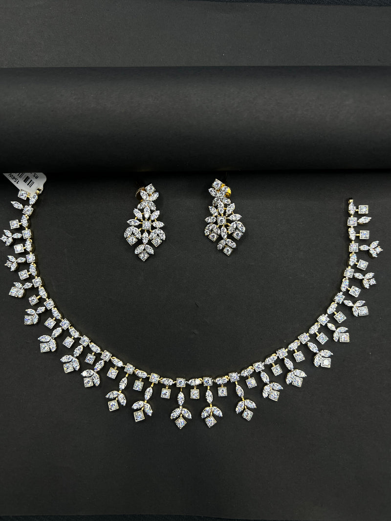 GJ NECKLACE AND EARRINGS