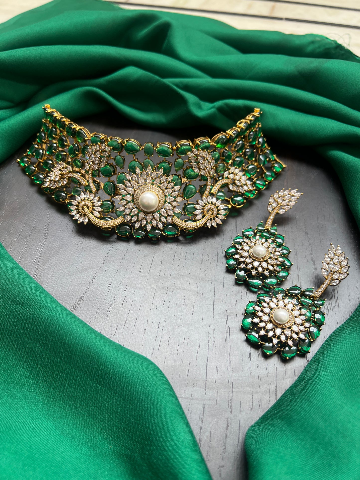 Polki choker