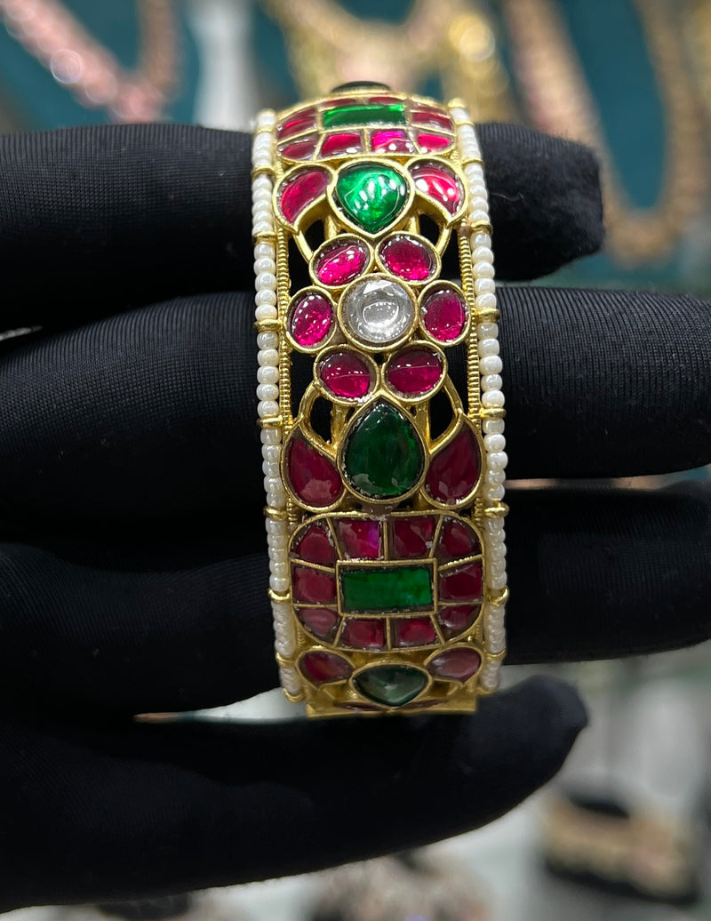 Kundan bangle