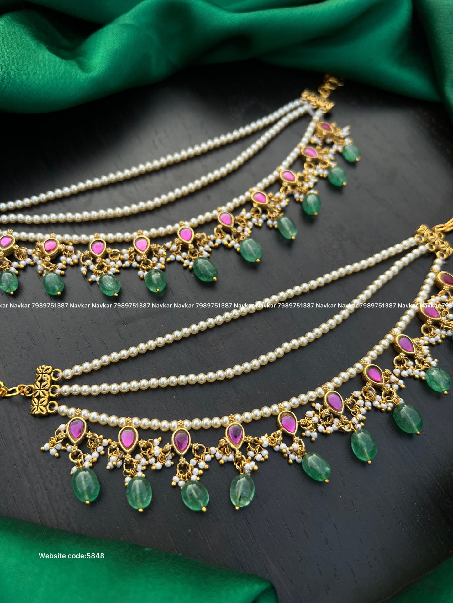 Kundan earchains