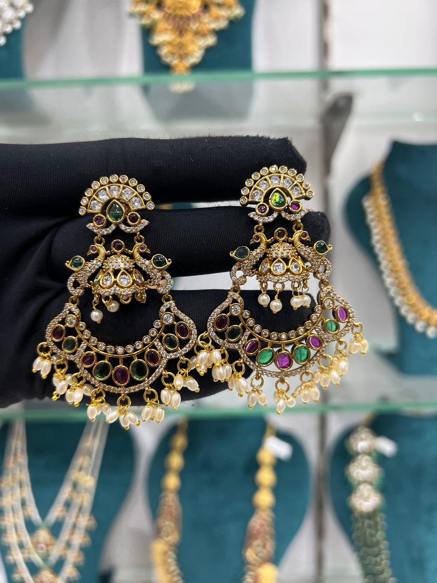 Mat earrings