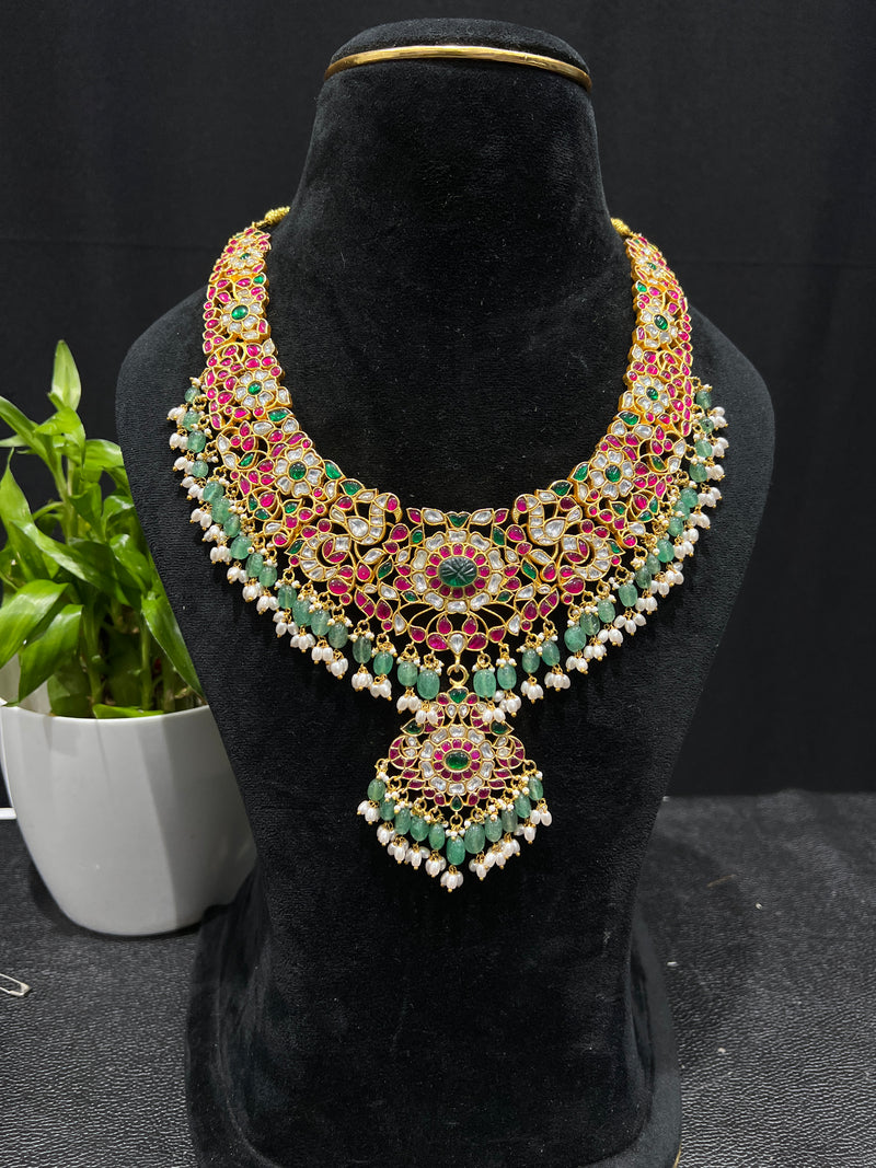 Kundan necklace