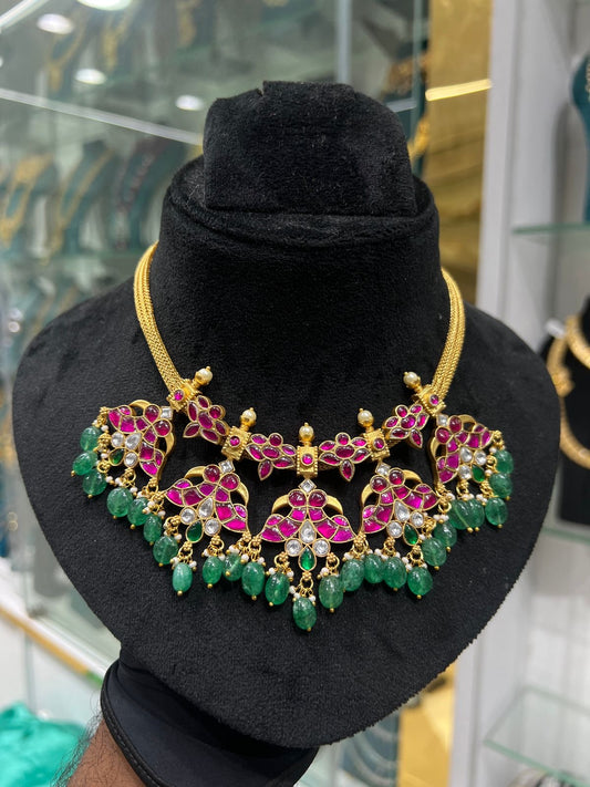 Kundan necklace