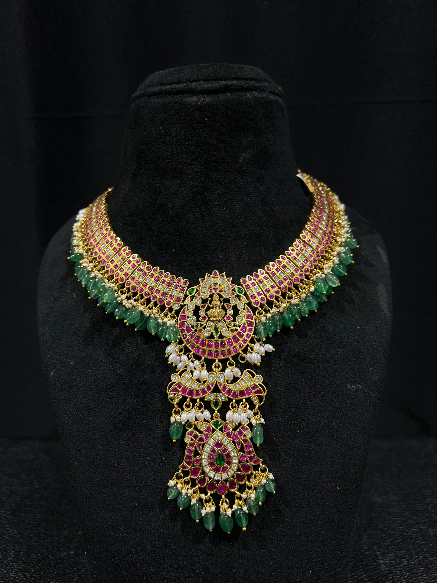 Kundan necklace
