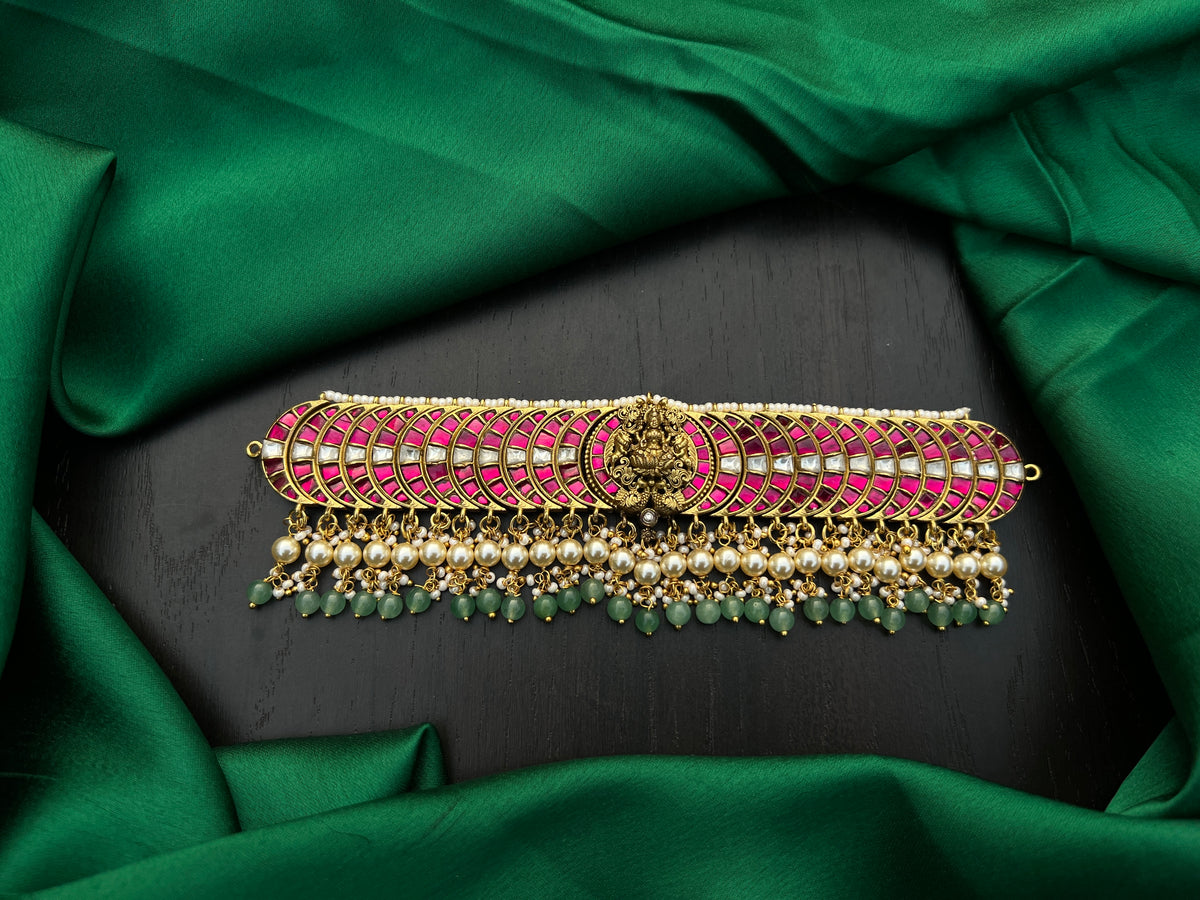 Kundan choker