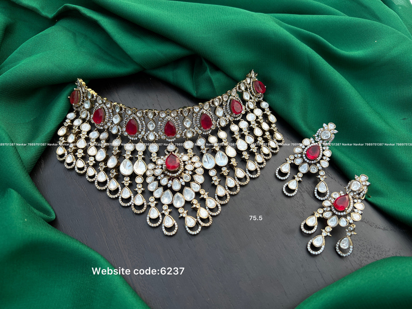 Kundan necklace