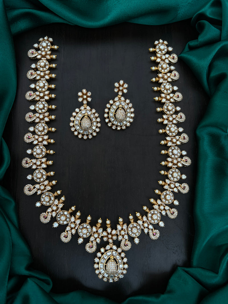 Kundan mossonite haram