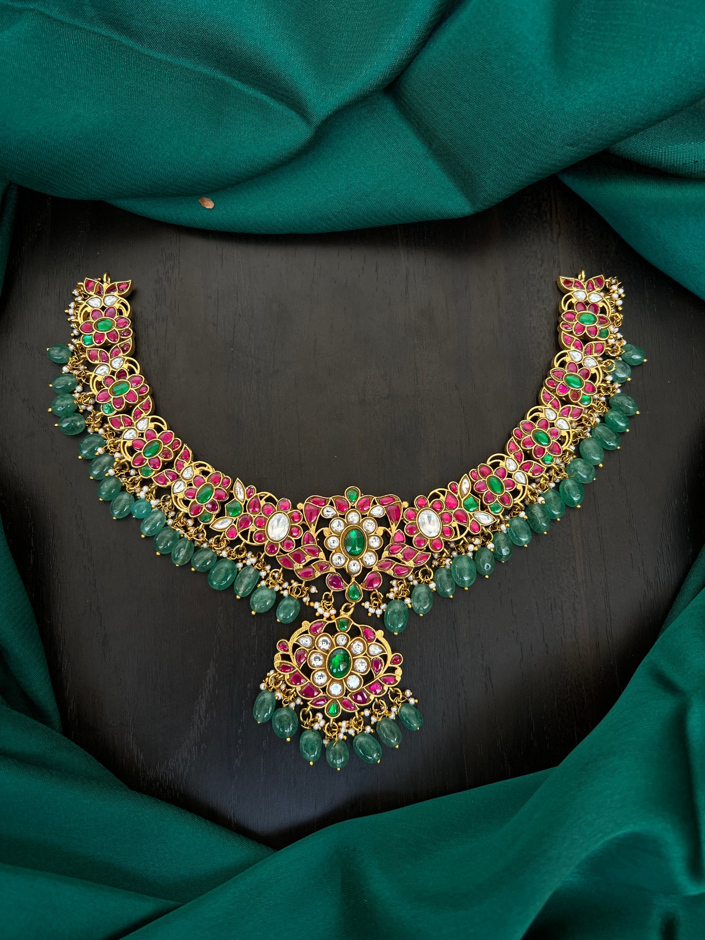Kundan necklace