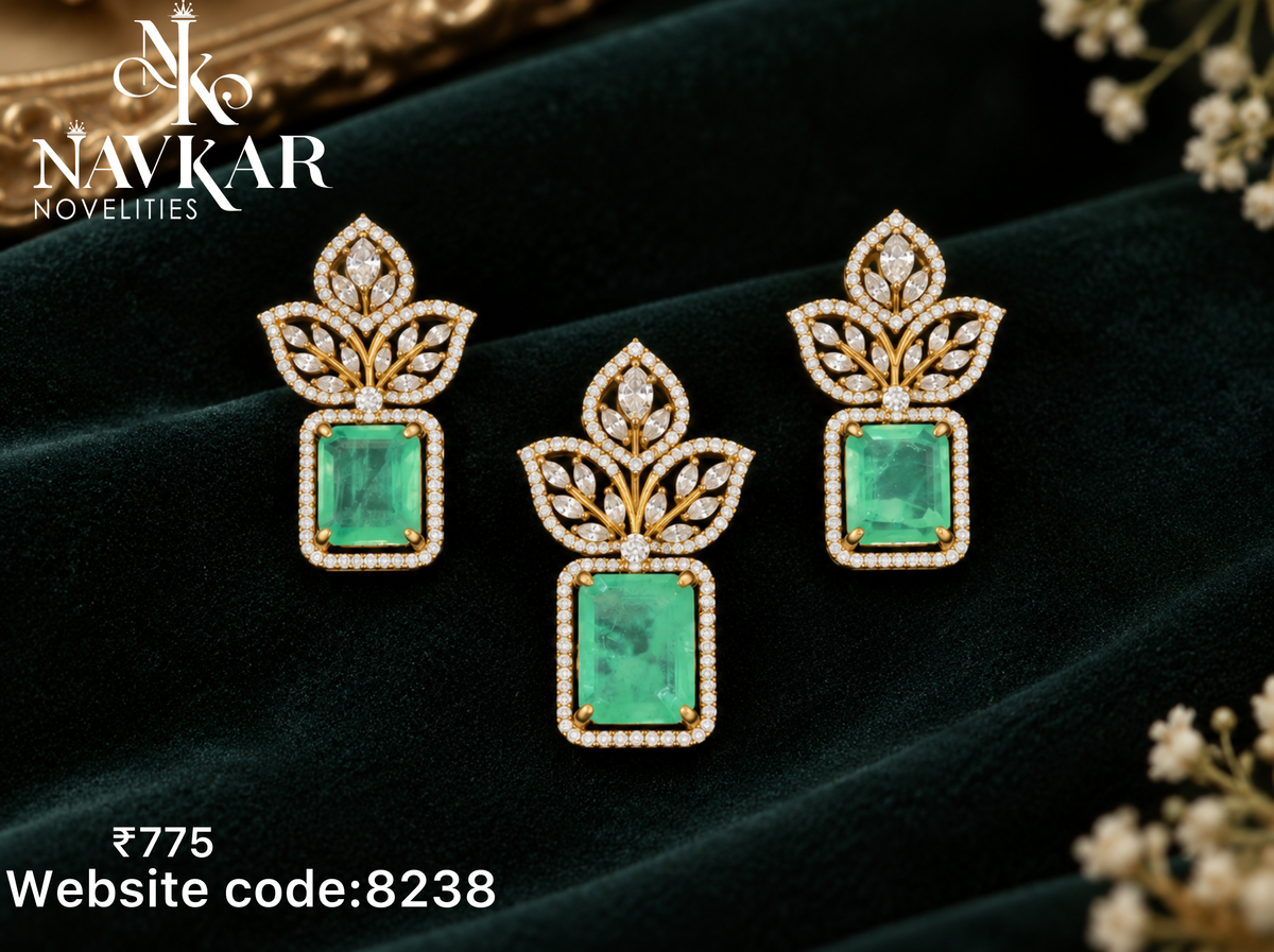 Victoria Locket Set