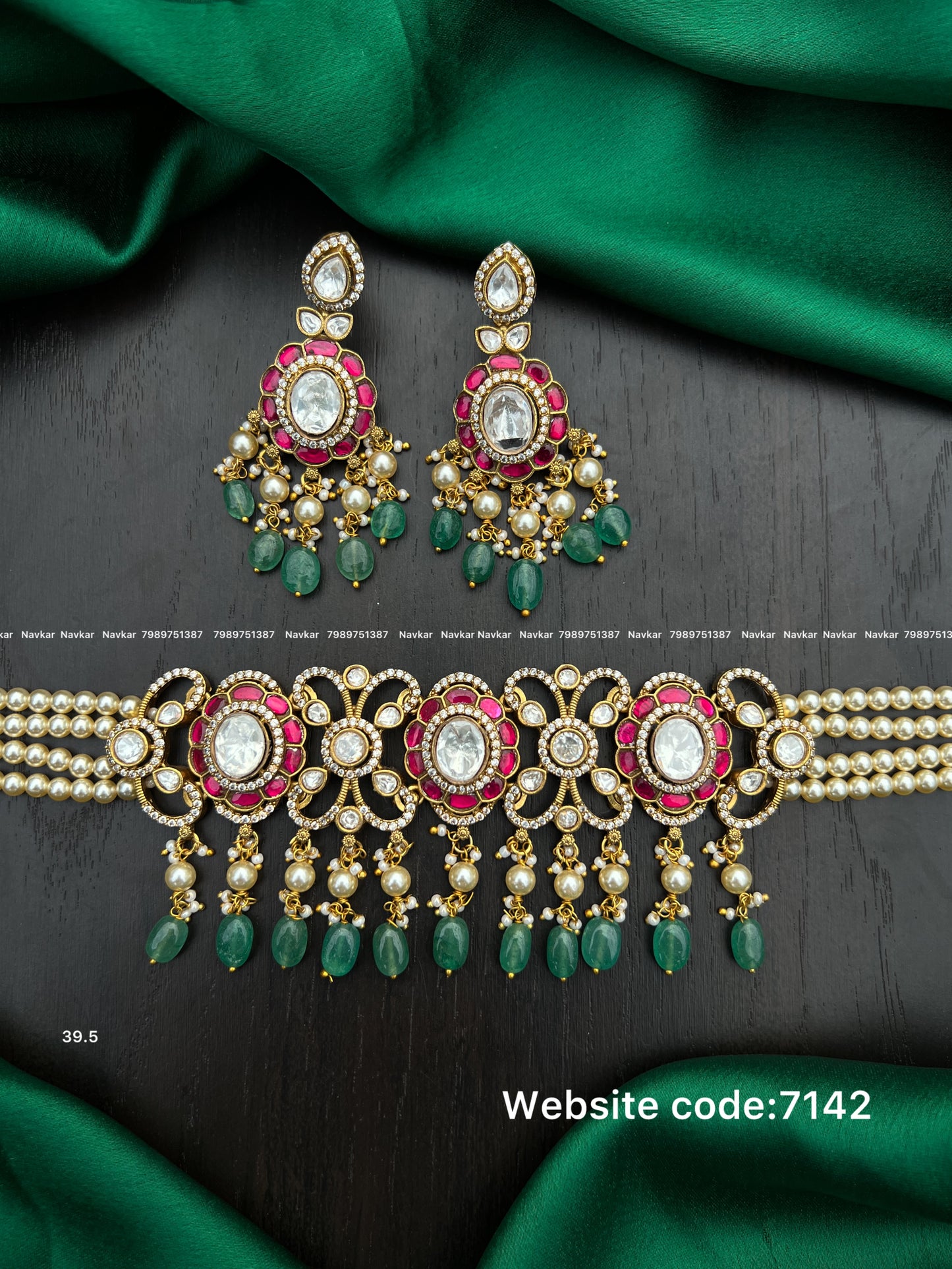 Kundan choker