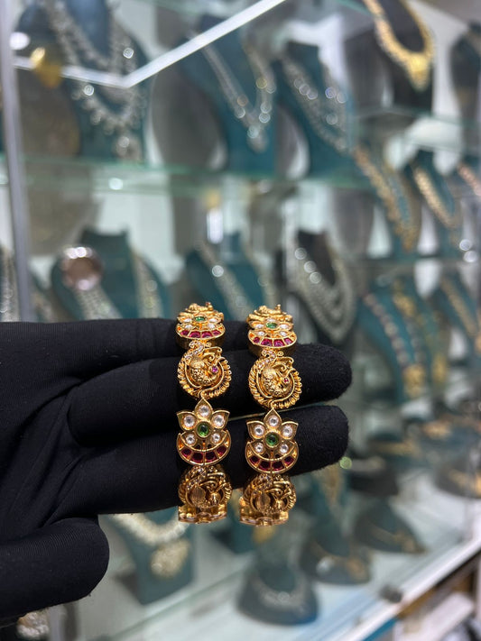 Nagshi bangles
