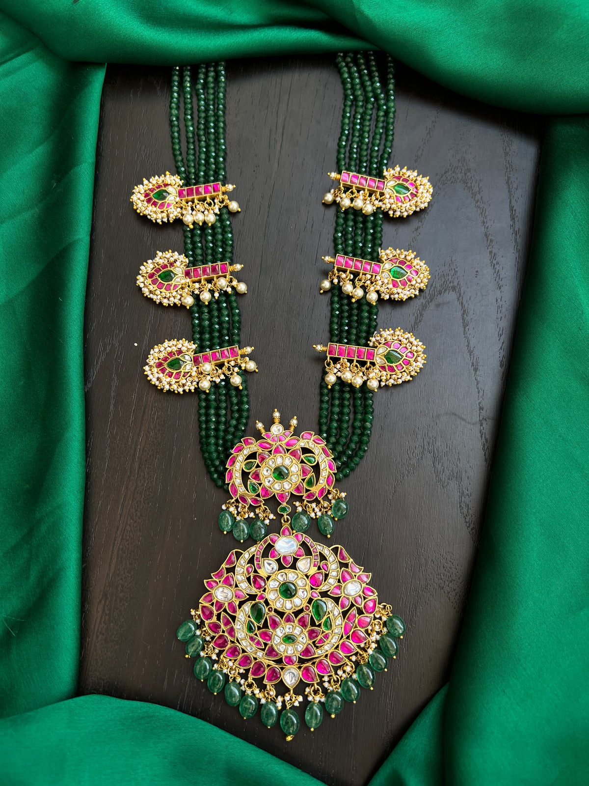 Kundan beads haram
