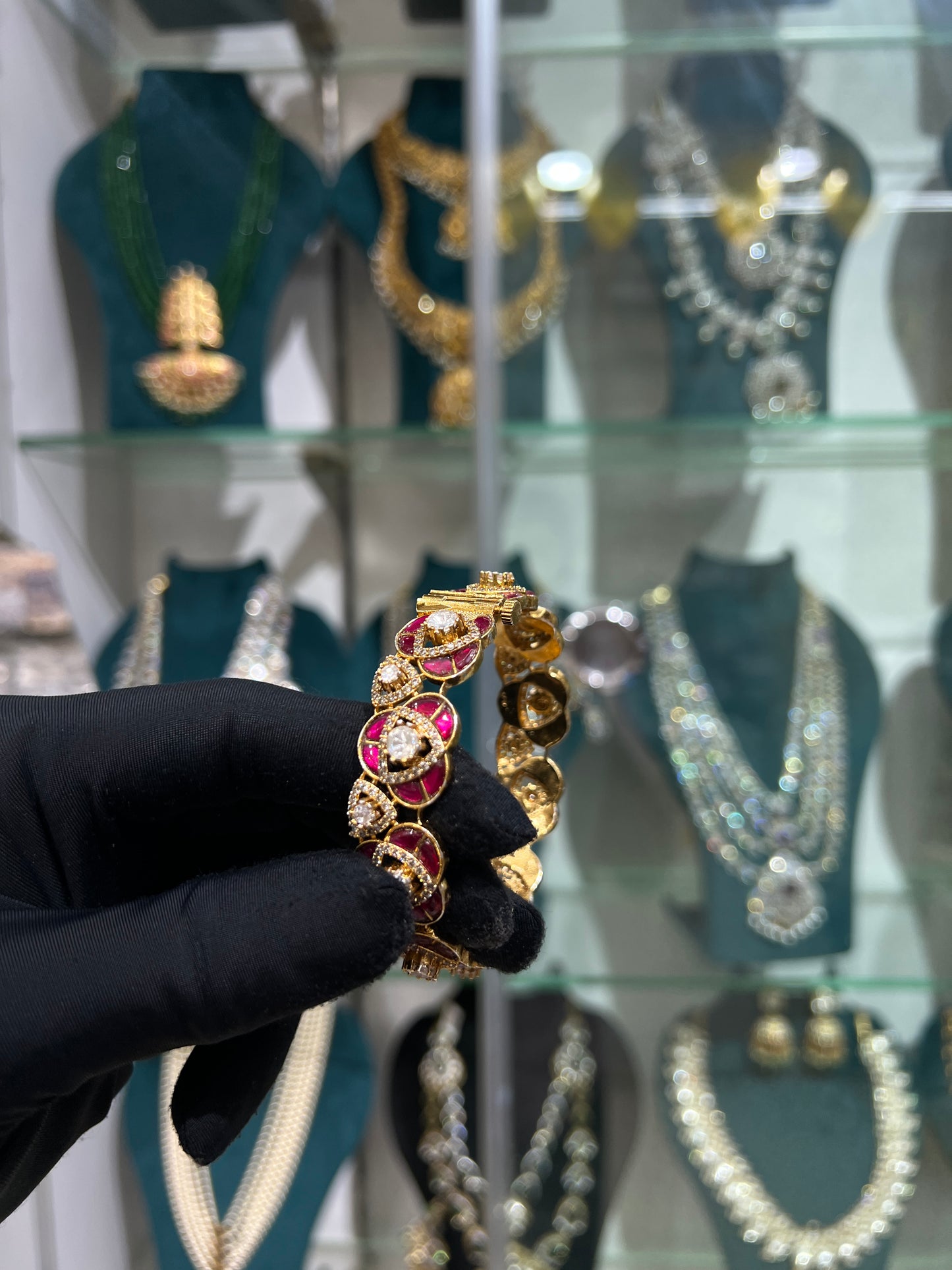 Kundan bangles
