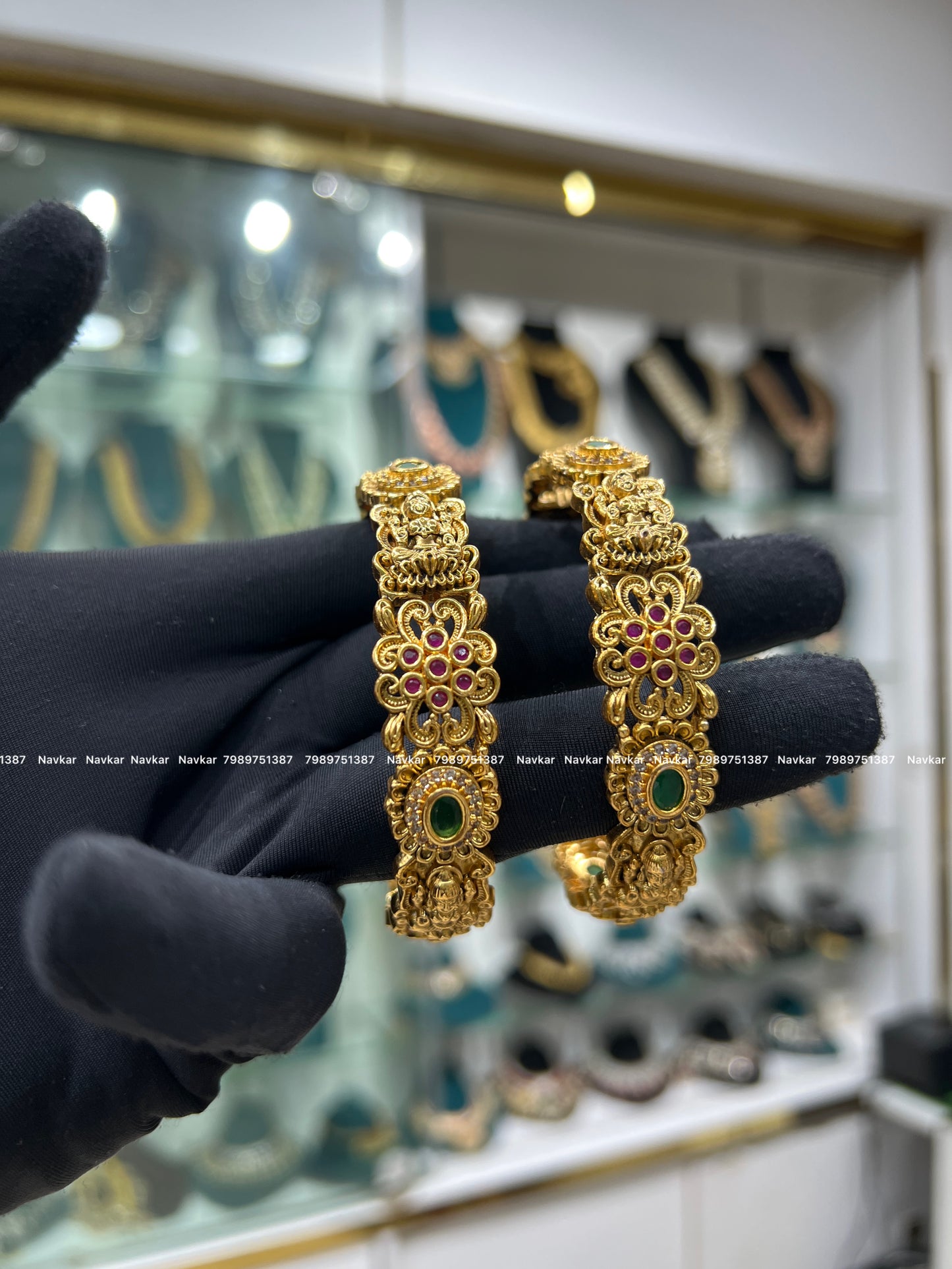 Nagshi bangle