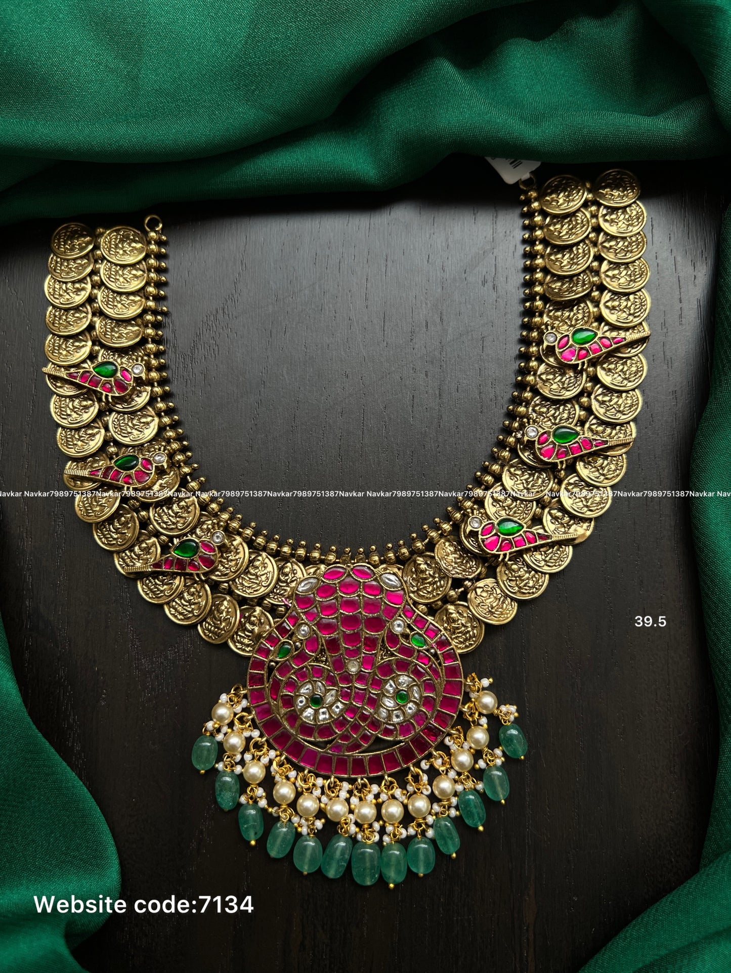 Kundan Nagshi Necklace