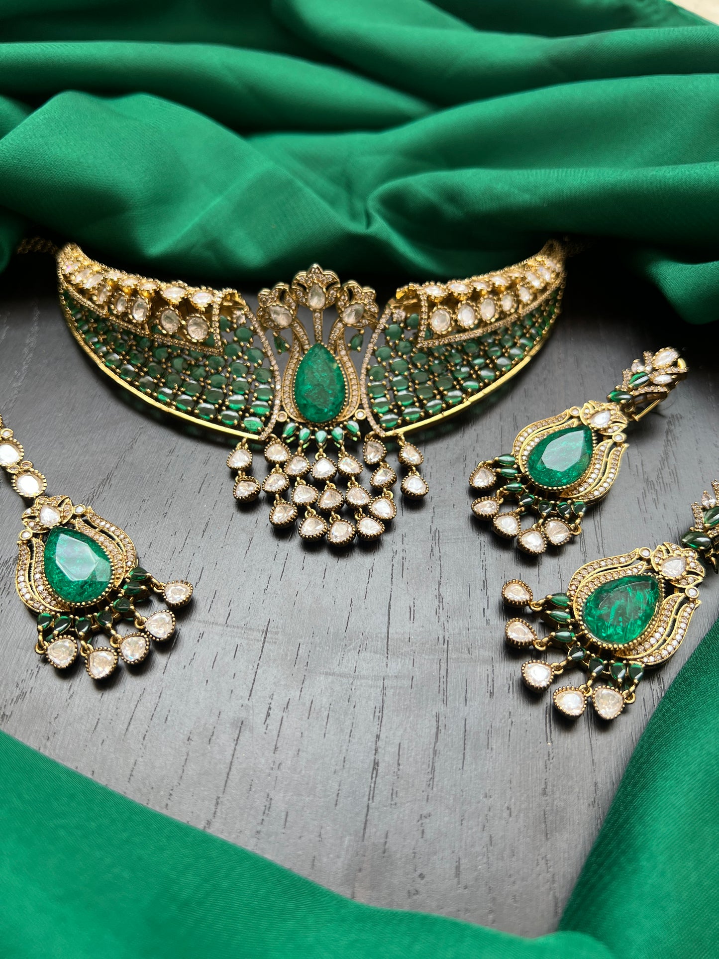 Polki choker