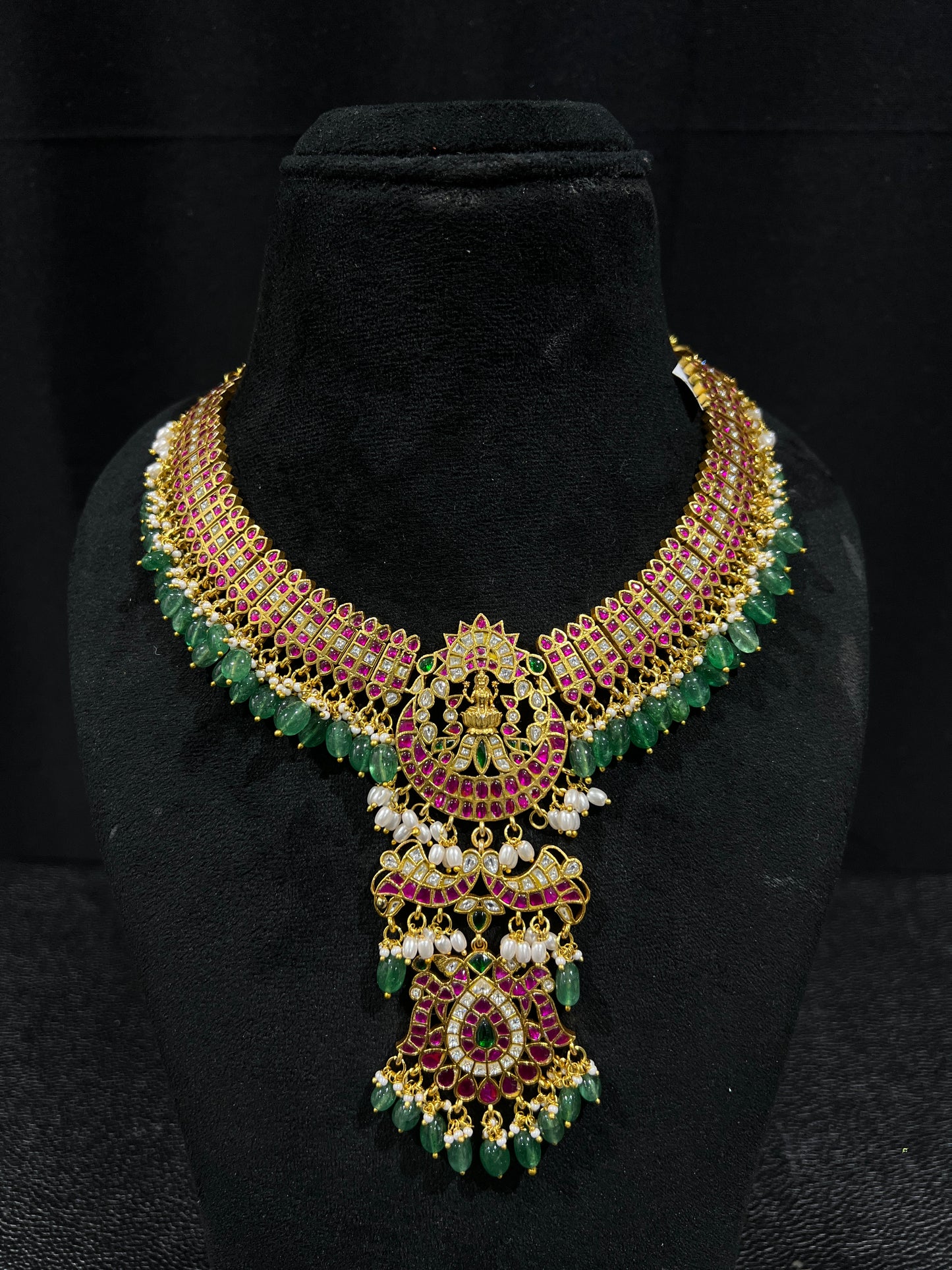 Kundan necklace