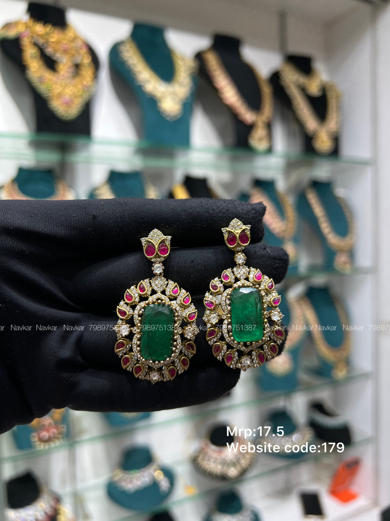 Mossnite earring