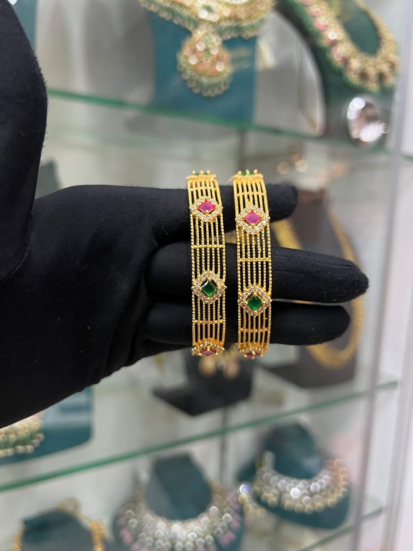 Mat bangles